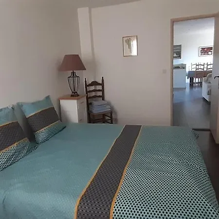 Holiday home Le Des Cinq Cepages